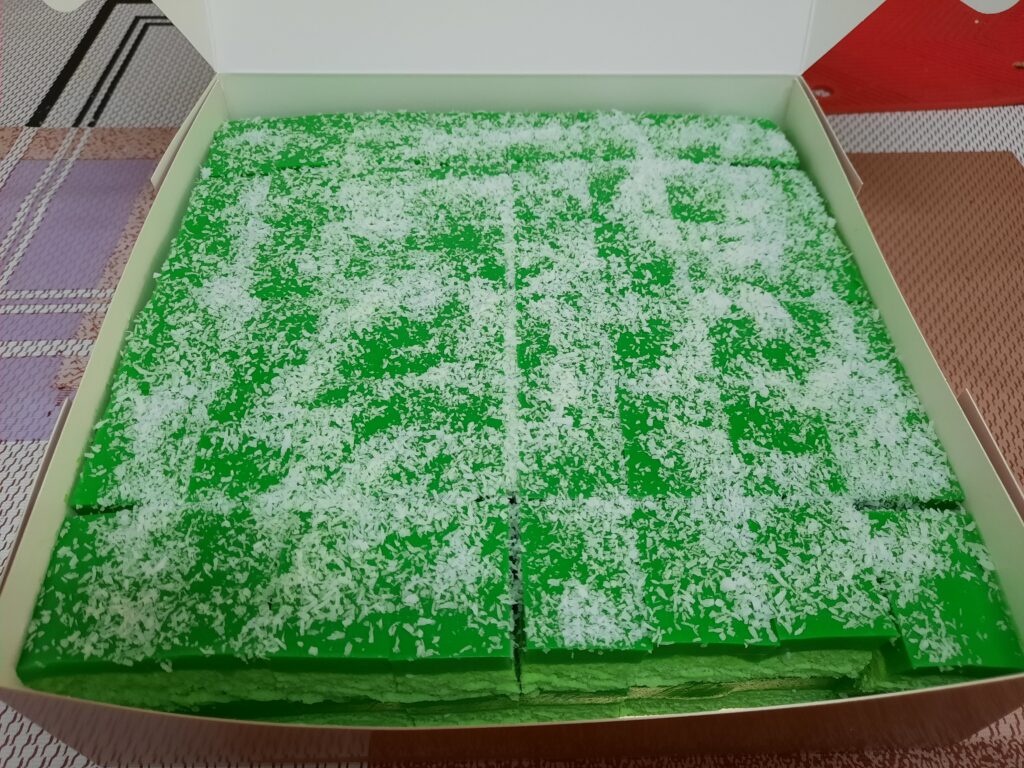 pandan layer cake